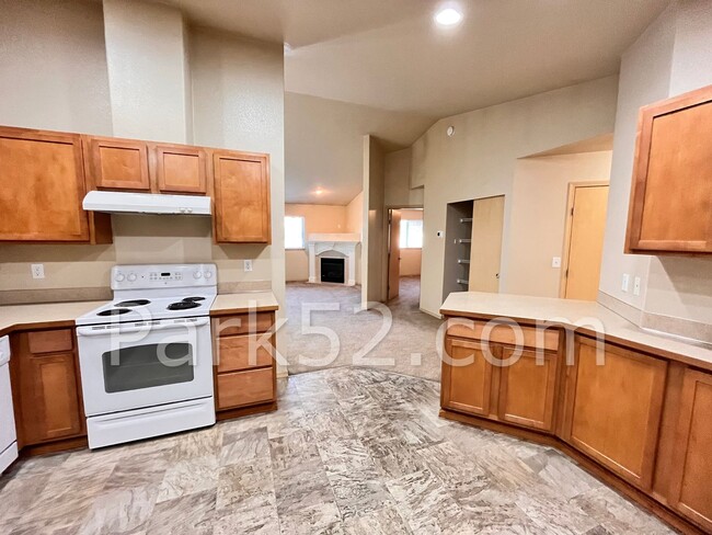 Photo - 3-Bedroom Duplex Home - Gated Community - South Hill Unit 15502