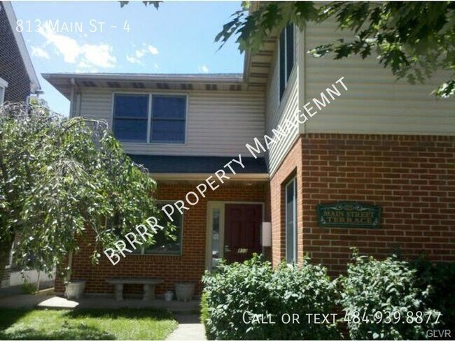 Garabe parking, storage unit and on-site l... - Garabe parking, storage unit and on-site l... Unit 4