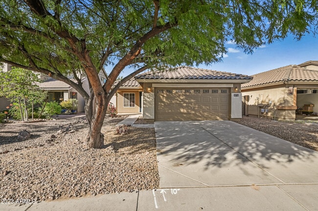 Building Photo - 41284 W Cahill Dr