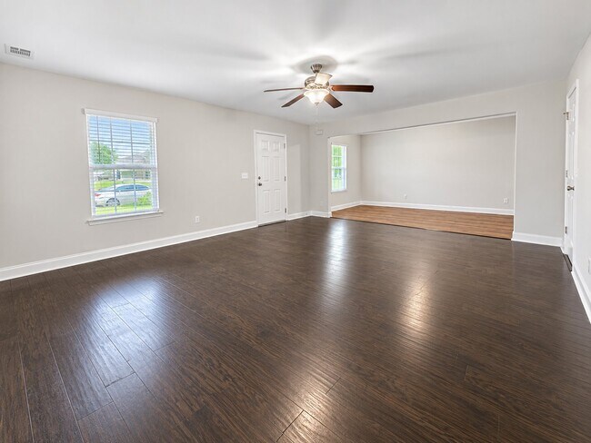 7 Fiore Dr