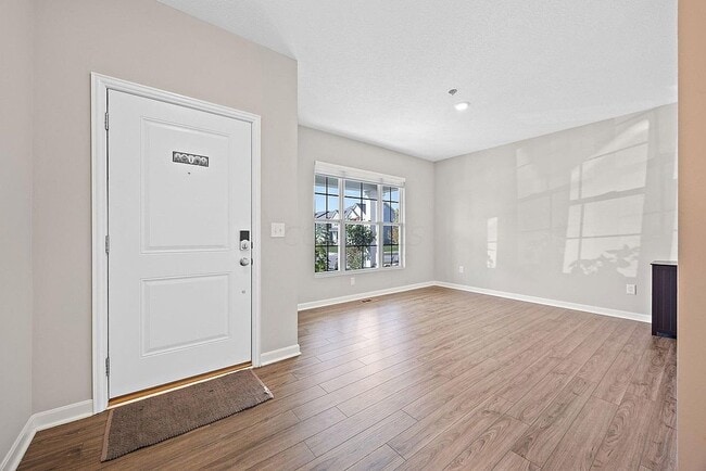 727 Habitat Wy