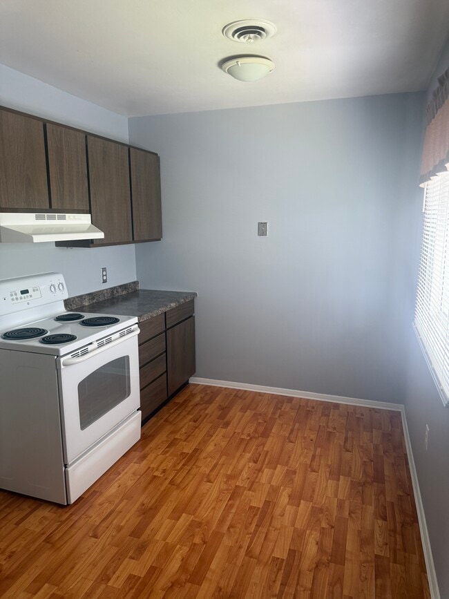 Photo - 2275 N Cable Rd Unidad 37