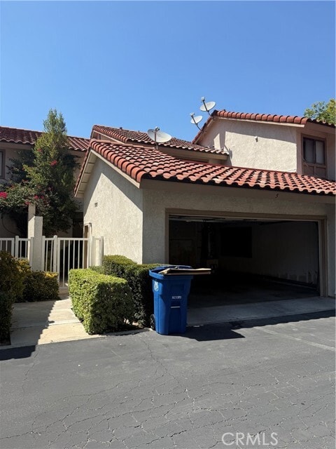 Building Photo - 1325 Solera Ln Unit 5