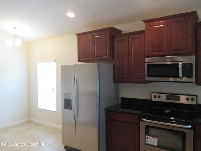 Photo - 1213 Musgrass Cir
