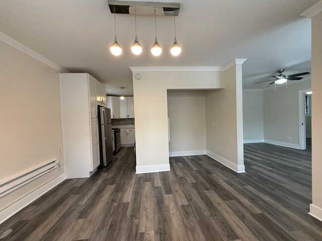 Photo - 3838 N Greenview Ave Unidad 3839- GDN