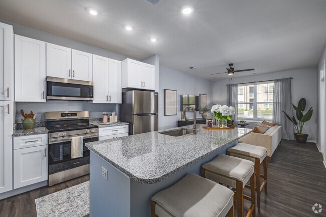1BR, 1BA - 837SF - Kitchen