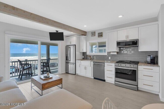 Photo - 903 Ocean Ave N Unit 4