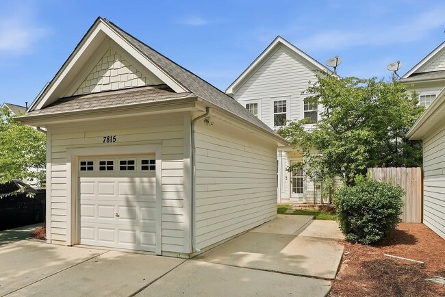 Photo - 7815 ACC Blvd