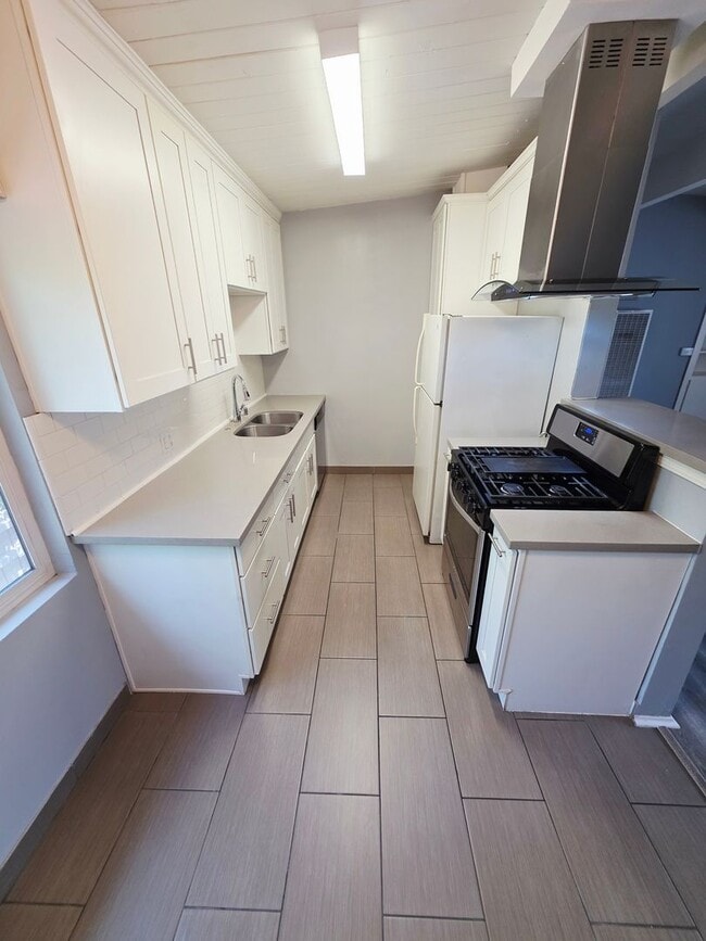 Photo - 4133 La Crescenta Ave Unit 13