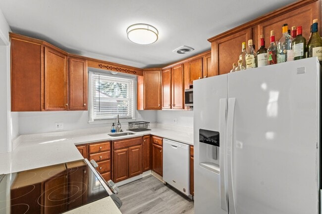 Photo - Charming 3-bedroom House