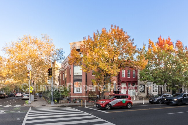 Building Photo - 1553 9th St NW Unit Apt A