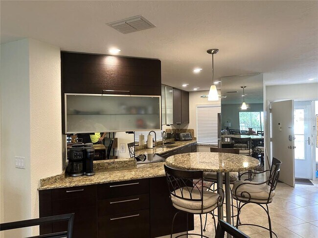Photo - 8635 Midnight Pass Rd Unidad 206C