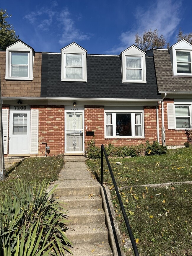 Photo - 7202 Sindall Rd