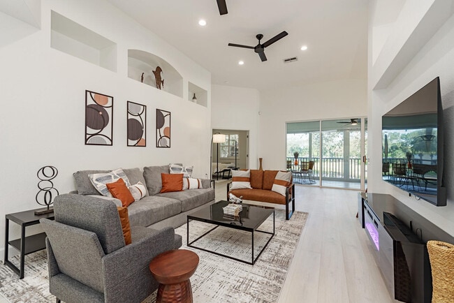 Photo - 7123 Blue Juniper Ct