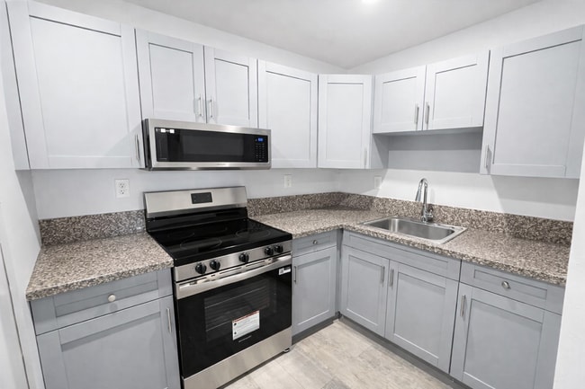 Photo - Casa Linda Apartments