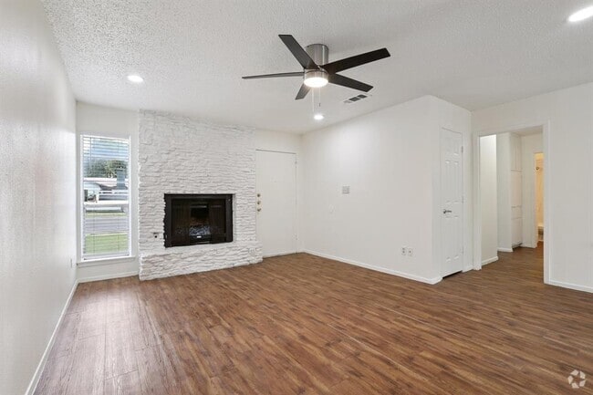 Building Photo - 1811 Mearns Meadow Blvd Rental