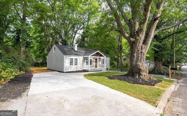 Photo - 1453 Lockwood Dr SW