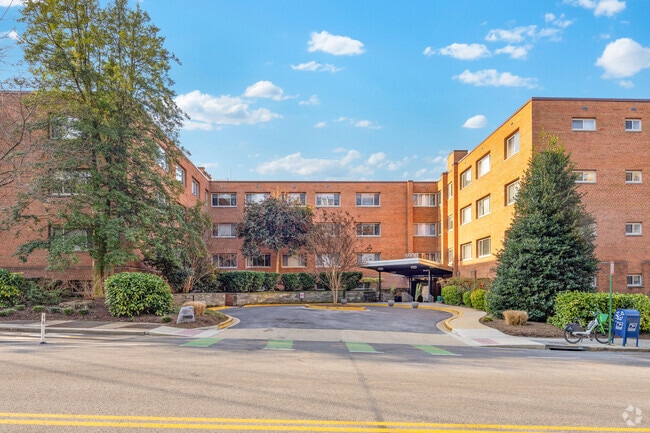 3900 Tunlaw Rd. Noroeste - 3900 Tunlaw Rd NW