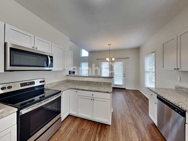 6917 Poe Pl