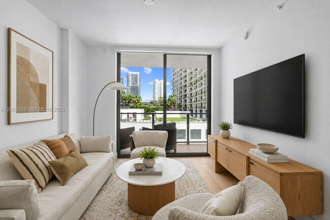 Photo - 90 NE 32nd St Unit 806