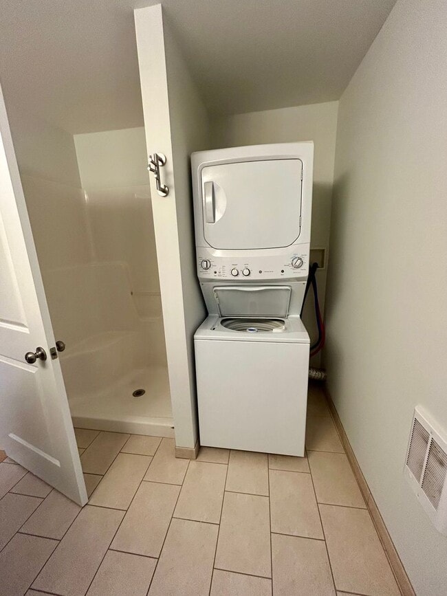 Photo - 118 Ashcraft Rd Unit 2