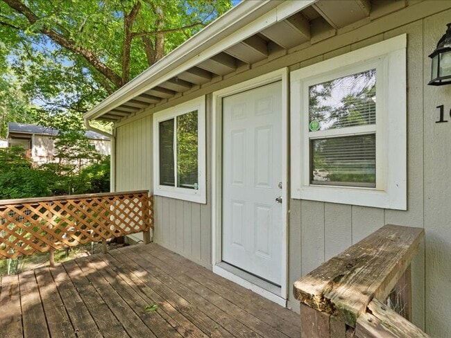 Photo - 10 W 98th St