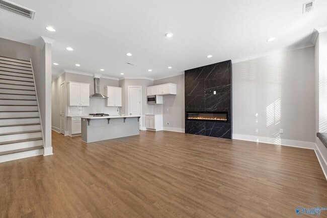 Photo - 190 Kearny St