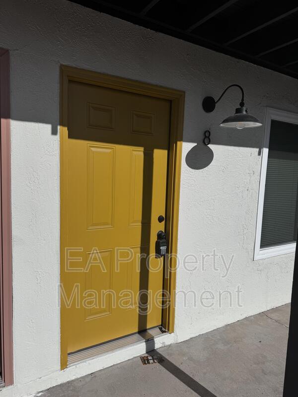 Photo - 1320 Dr Martin Luther King Jr Ave NE