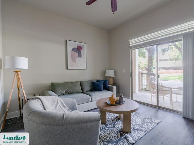Building Photo - 18101 Point Lookout Dr Rental