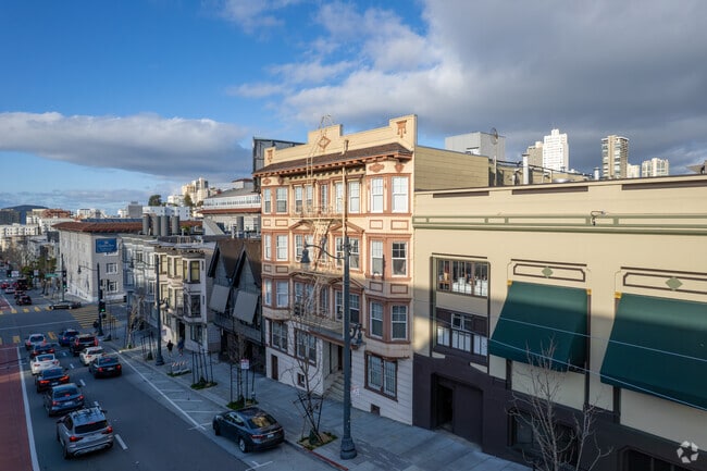 2128 Van Ness
