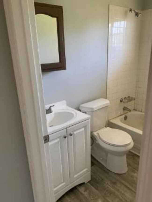 Photo - 1578 Van Buren Dr