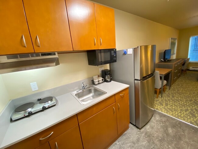 Studio Kitchenette - Pacific Inn Apartments