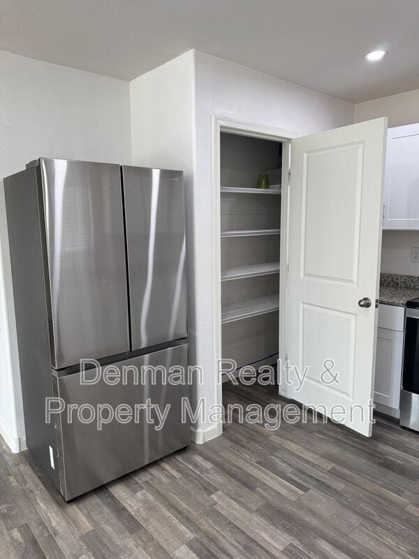 Photo - 227 W Douglas Ave