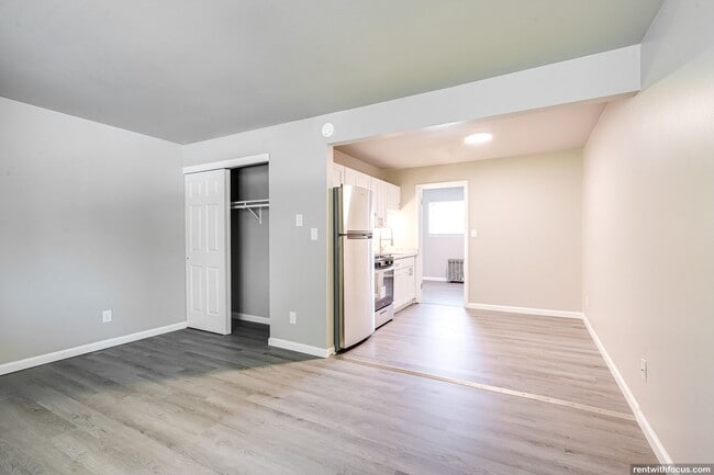 Photo - 205 Adams St.