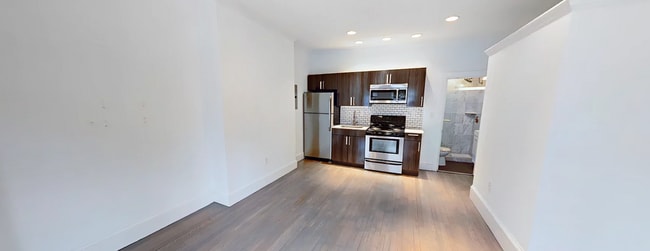 Photo - 223 Newbury St Unit #4F