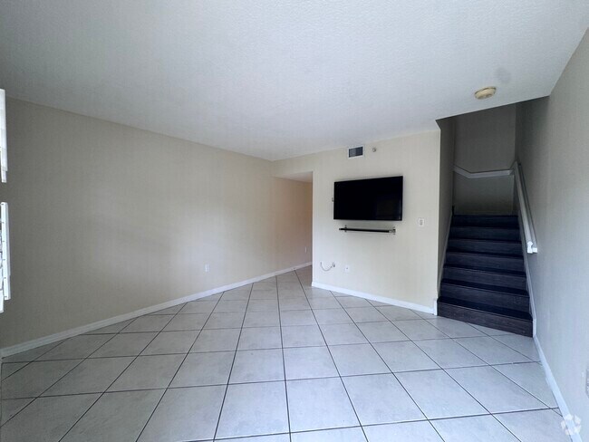 Building Photo - 12625 SW 91st St Unit 203 Rental