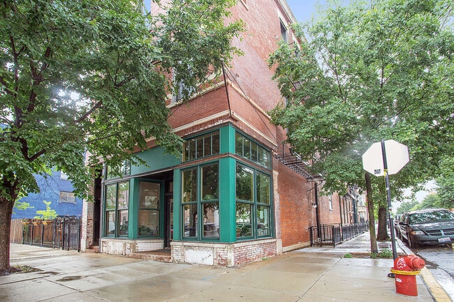 Building Photo - 1843 S Racine Ave Unit 2M Rental