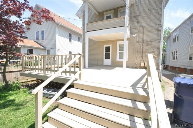 Photo - 30 Wellington Rd