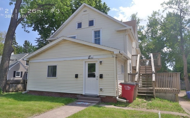 Building Photo - 211 E 26th St Rental