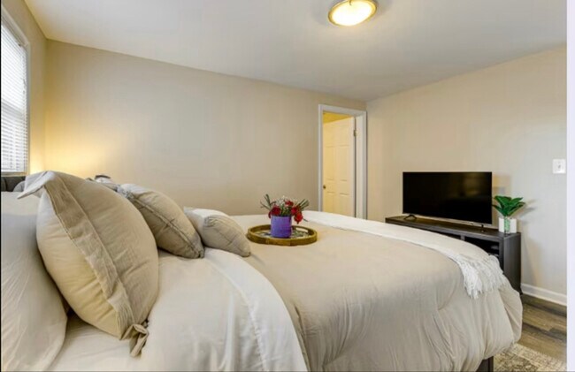 Photo - 1108 Valley View Ave