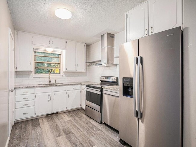 Photo - 1008 SW 14th St Terrace