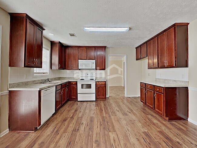 1318 Baylor Dr