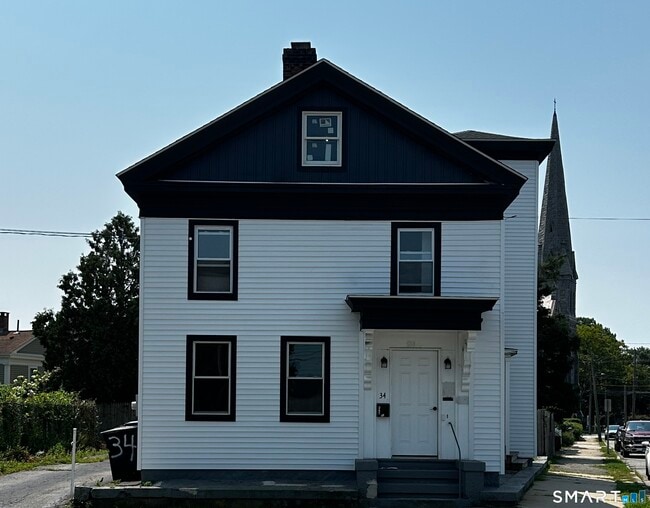 Building Photo - 34 Bulkeley Pl