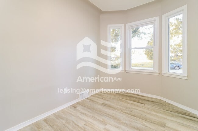 Photo - 18509 Mark Twain St