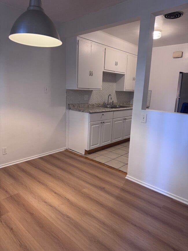 3827 College Ave Unit College#6