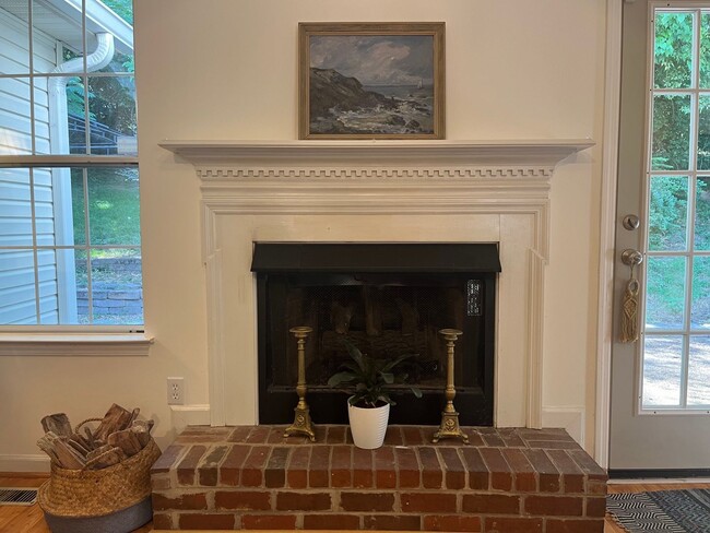 Photo - Beautiful Donelson Cottage With Private Fenced Yard