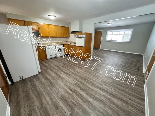 Photo - 3 Bed 1 Bath Home