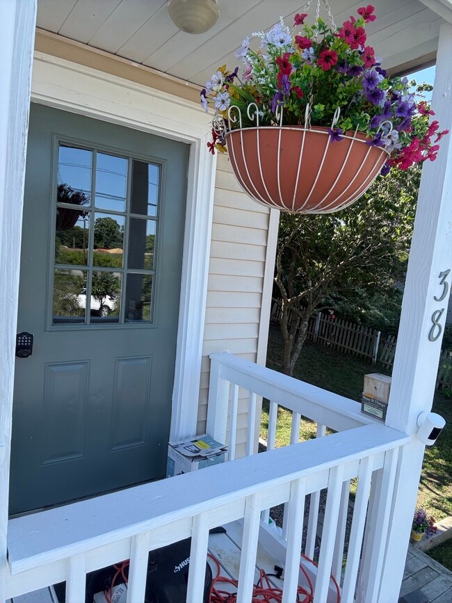 38 Jannell Ct Unit 38 Jannell Court, Unit B