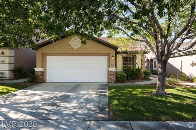 Building Photo - 10308 Juniper Creek Ln Rental