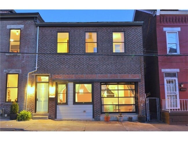 Photo - 4750 Hatfield St